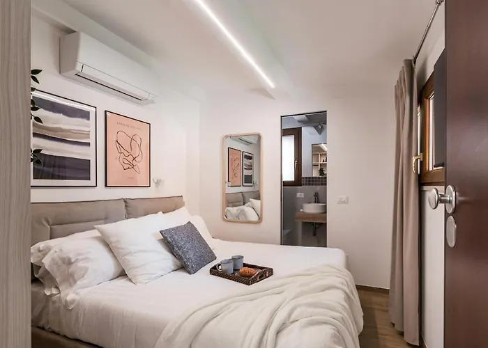The Rent - Peaceful Oasis With Garden Near The Colosseum Рим