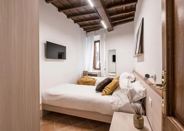 The Rent - Peaceful Oasis With Garden Near The Colosseum Рим