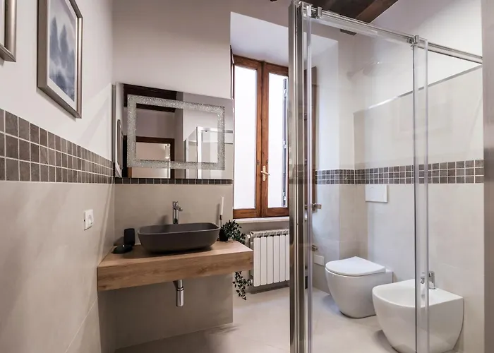 The Rent - Peaceful Oasis With Garden Near The Colosseum Апартаменты *